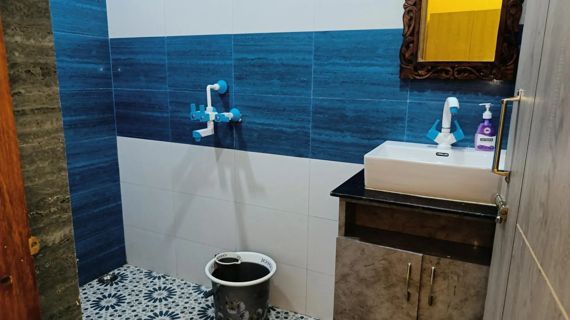 Good Vibes Hotel Agra  Hostel