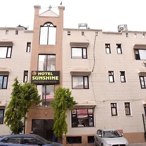 https://hotel-sunshine.top-gurgaonhotels.com