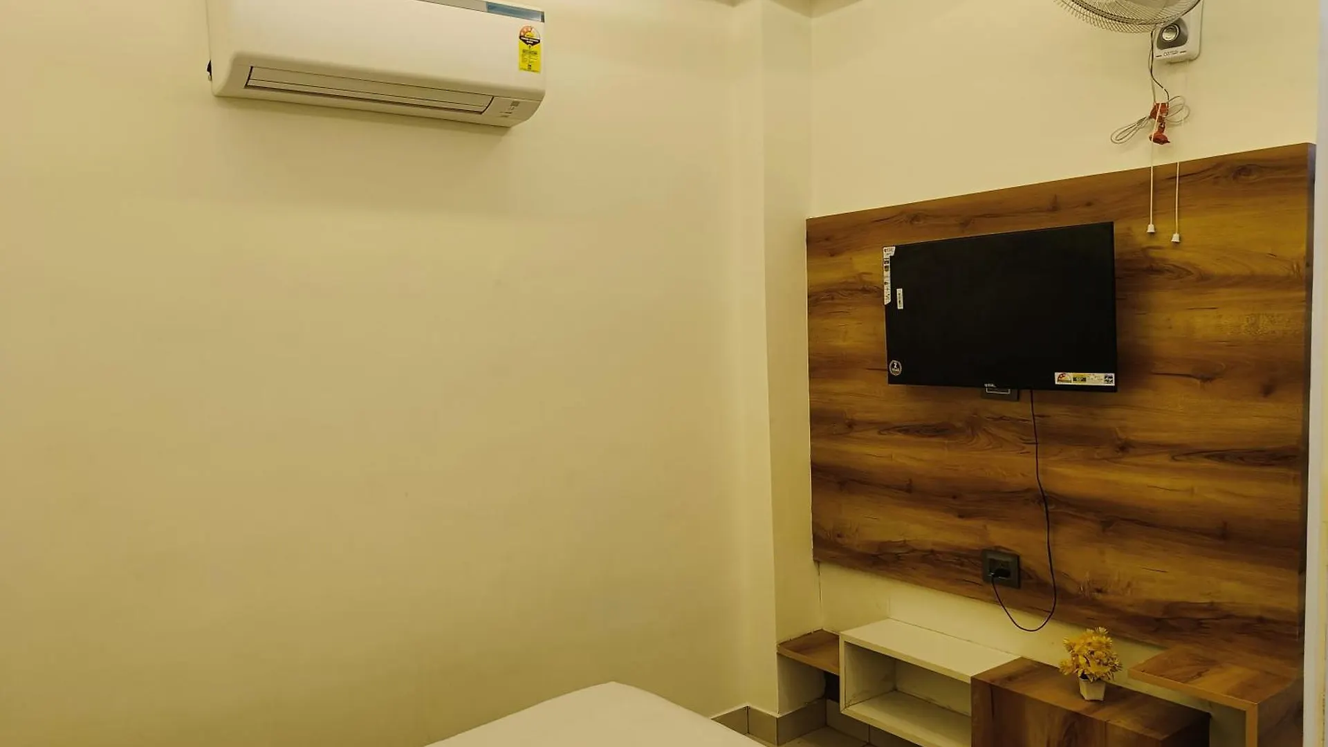 Good Vibes Hotel Agra  0*, Agra (Uttar Pradesh) India